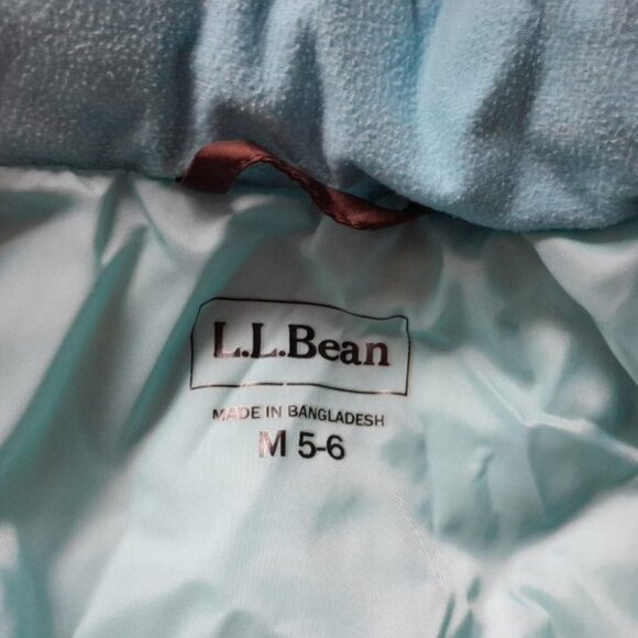 L.L. Bean Kids Down Coat size 5-6 Brown. - Picture 4 of 8